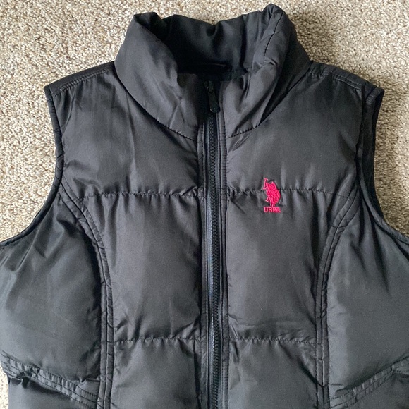 U.S. Polo Assn. Classic Puffer Vest - Picture 5 of 13